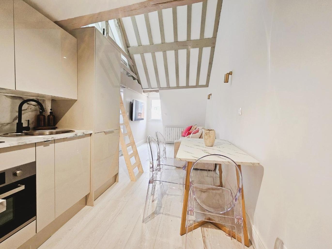 Suite Cathedrale Haut De Gamme + Parking - N°8 Ruan Exterior foto